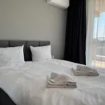 1br With Panoramic View Balcony And Designated Parking Space Apartament *