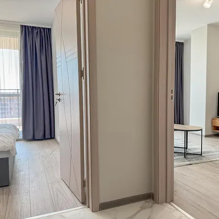 1br With Panoramic View Balcony And Designated Parking Space *