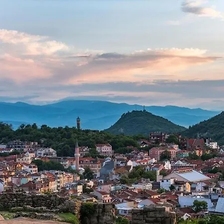 Apartment 1br With Panoramic View Balcony And Designated Parking Space