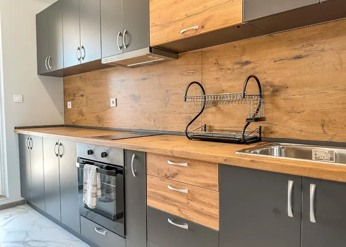 شقة 1br With Panoramic View Balcony And Designated Parking Space *