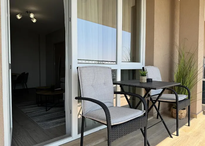 شقة 1br With Panoramic View Balcony And Designated Parking Space بلوفديف