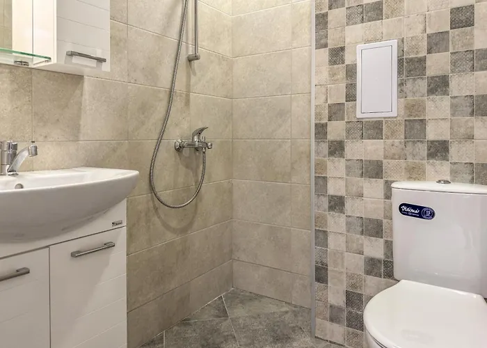 1br With Panoramic View Balcony And Designated Parking Space بلوفديف